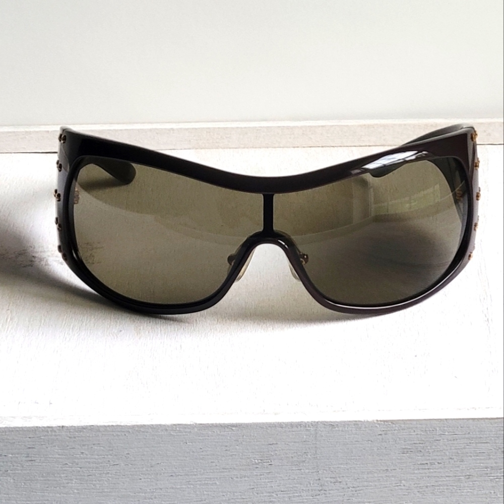 Marc Jacobs Sunglasses - Picture 2 of 4